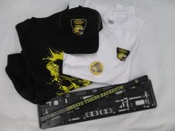 28-f54a-fan-set-5-tlg-neu-t-shirt-gr-3xl-pullover-gr-3xl-basecap-flaschenoeffner-kennzeichenhalter-3675-1.jpg