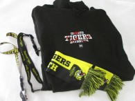 46-f92-1-fan-paket-4-tlg-hoodie-gr-4xl-autofahne-2x-schluesselbaender-3823-1.jpg