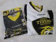 46-f98-2-fan-trikots-gr-m-xl-nummer-9-schwarz-weiss-seto-3829-1.jpg